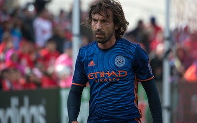 浩瀚电竞动态-凯恩加练点球力求完美