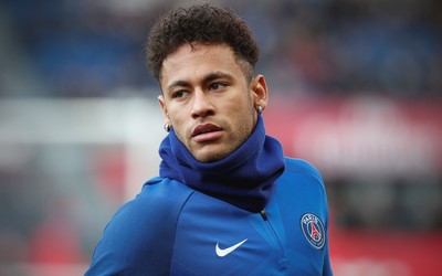 浩瀚电竞播报-姆巴佩法甲冠军颁奖典礼